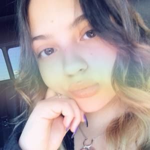 Meet your Posher, Fatima d